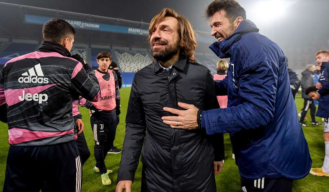 HLV Pirlo bùng nổ cảm xúc sau chức vô địch đầu tiên
