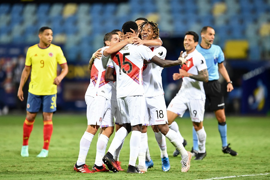Video bàn thắng Colombia 1-2 Peru: Sao Everton phản lưới nhà