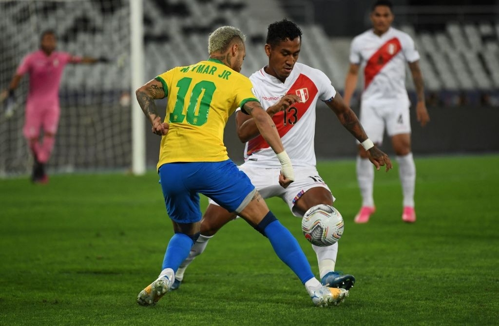 Neymar tỏa sáng, Brazil vào chung kết Copa America