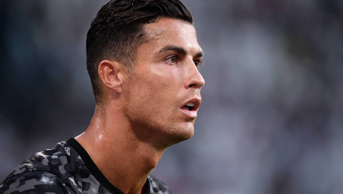 Người trong cuộc lên tiếng, Ronaldo trở thành món hàng ế trên TTCN