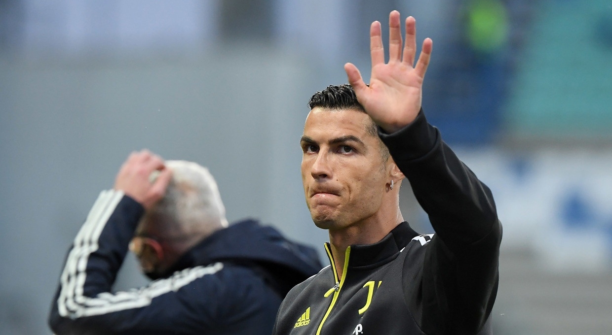 NÓNG: Đã có CLB đạt thỏa thuận chiêu mộ Ronaldo