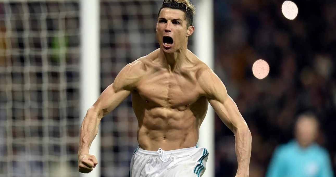 Bí quyết ăn kiêng, giữ gìn vóc dáng bất chấp tuổi tác của Ronaldo