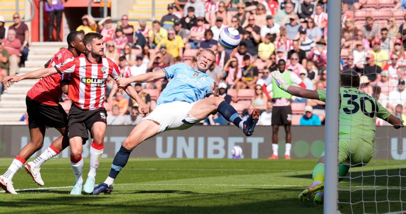 Hàng công hóa 'gỗ', Man City gây thất vọng trước Southampton