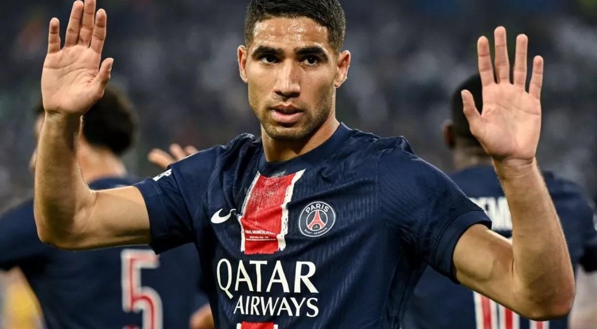 PSG đại thắng, Hakimi khiến fan phẫn nộ vì phản ứng kỳ lạ
