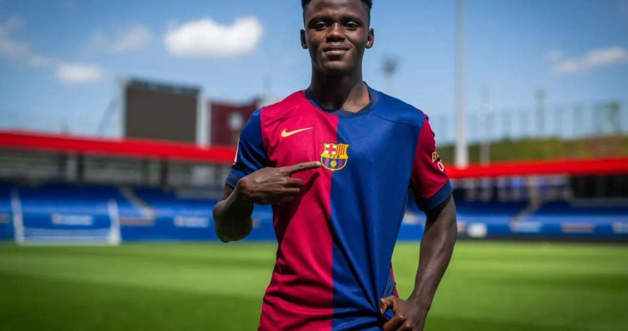 Chơi 26 phút, sao trẻ châu Phi vẫn được Barca ký tiếp hợp đồng
