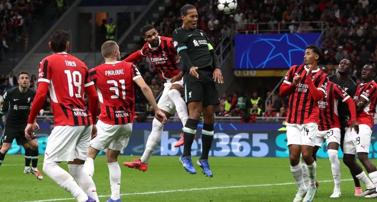 Trực tiếp Liverpool 0-1 AC Milan: Rafael Leao mở tỷ số
