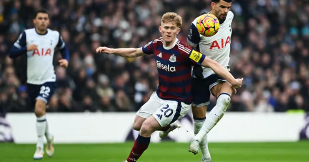 Trực tiếp Newcastle vs Tottenham, 18h00 hôm nay 3/8