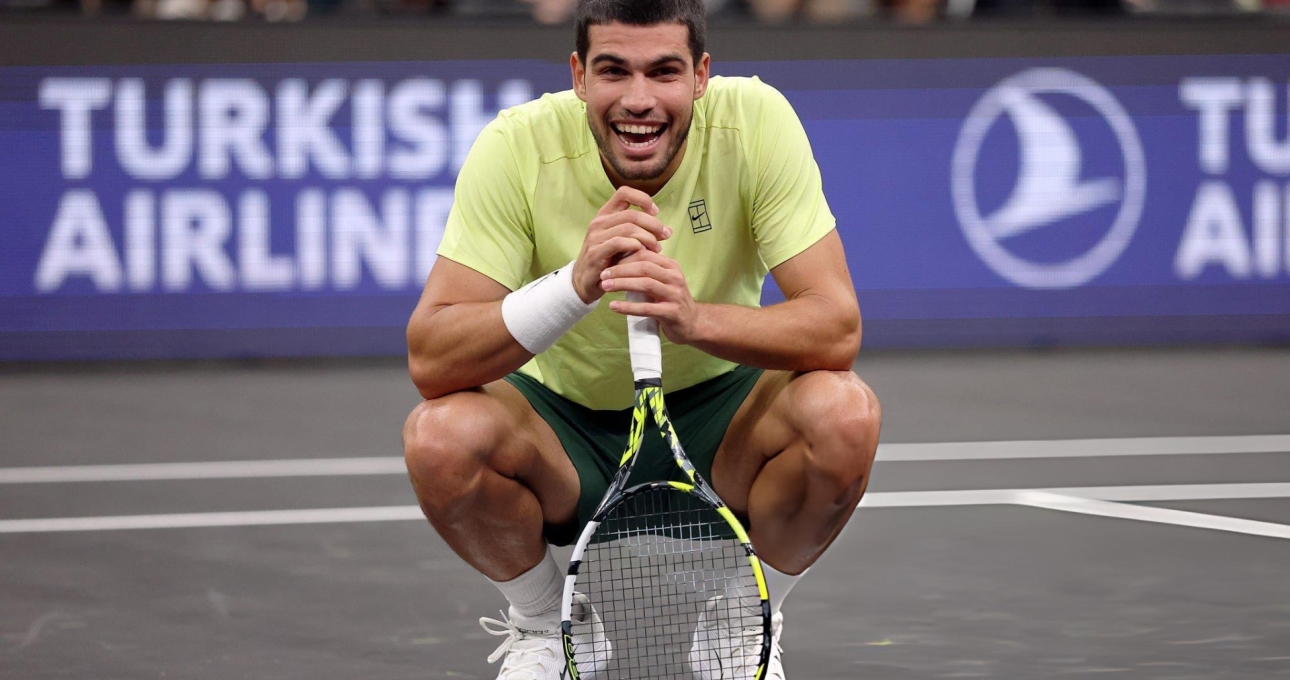 Tái xuất hậu ATP Finals, Alcaraz bất ngờ thua đối thủ có phong độ siêu dở tệ