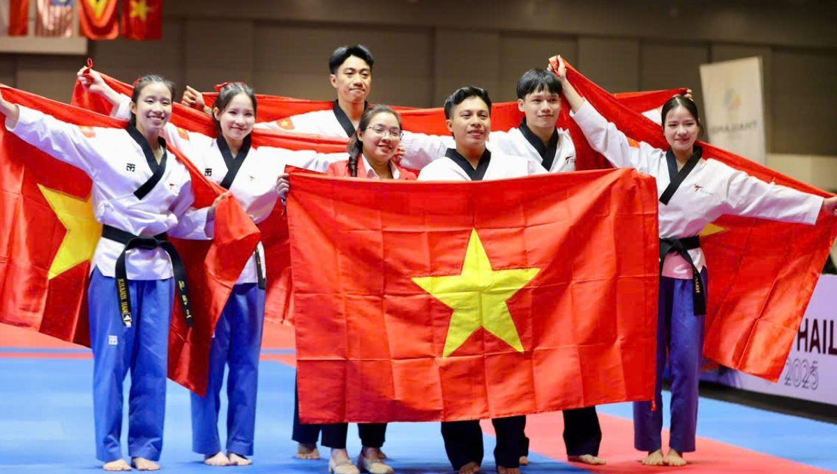 Taekwondo Việt Nam xếp thứ 2 toàn đoàn, hoàn thành chỉ tiêu ở SEA Games 33
