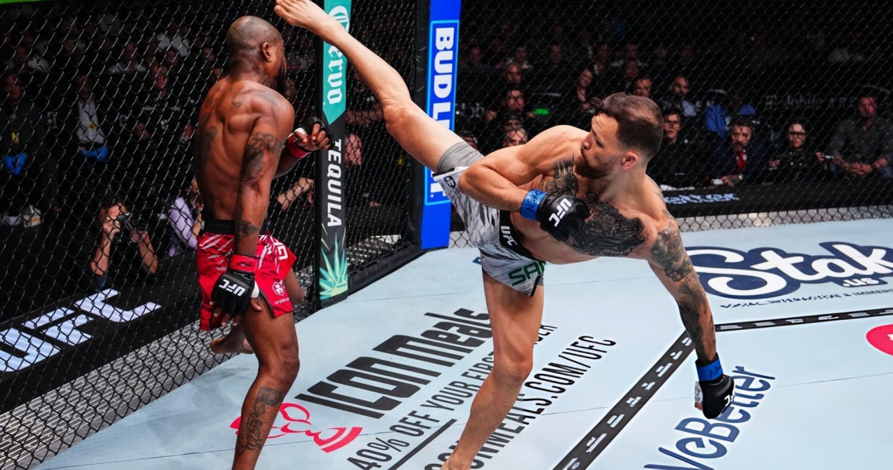 Top 5 pha knock-out mãn nhãn nhất UFC năm 2025