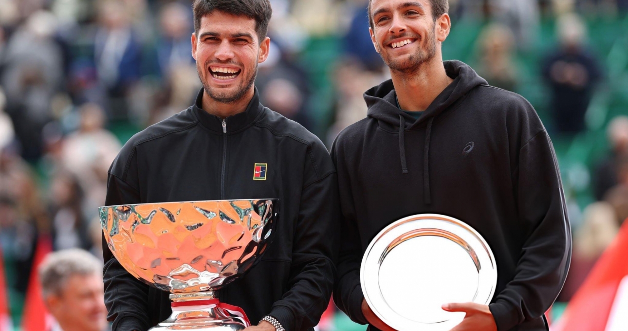 'Lorenzo Musetti ăn đứt Carlos Alcaraz và Jannik Sinner'