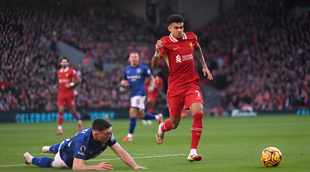 Trực tiếp Liverpool 1-0 Ipswich Town: Áp đảo hoàn toàn