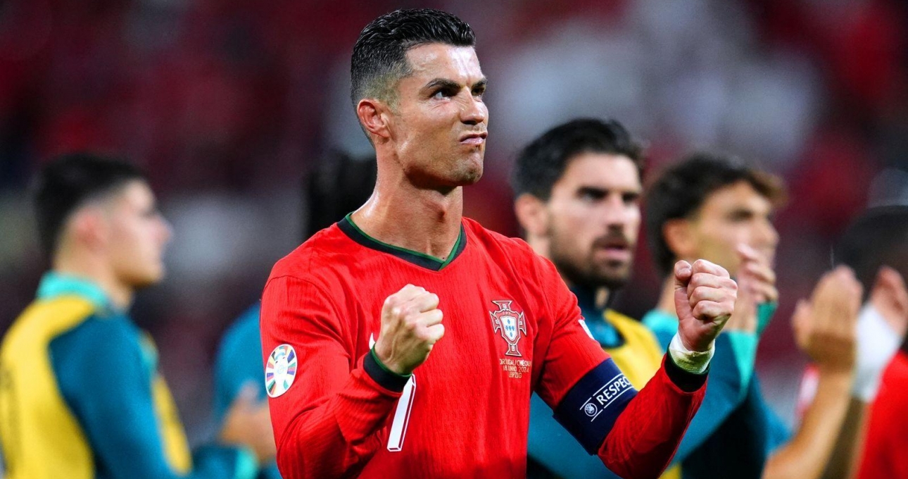 Ronaldo được ủng hộ gia nhập bến đỗ vĩ đại Ngoại hạng Anh