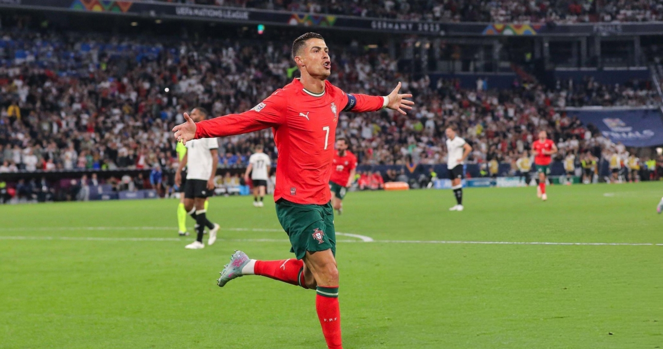 Ronaldo rực sáng, Bồ Đào Nha quật ngã ĐT Đức để vào chung kết