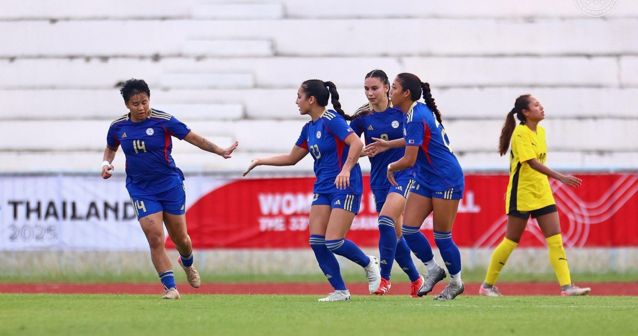 Thắng áp đảo Malaysia, Philippines tiến vào bán kết SEA Games 33