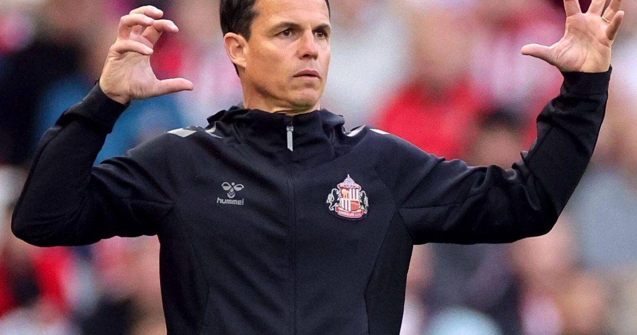 HLV Sunderland: 'Những chi tiết nhỏ tại Ngoại hạng Anh tạo ra bài học tốt'