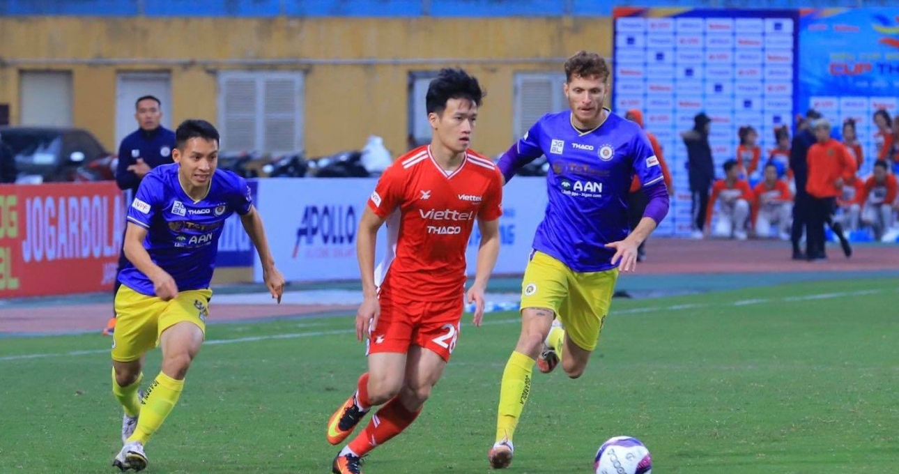 Vòng 8 V-League: Thủ đô đại chiến, ngồi đầu liệu đổi chủ?