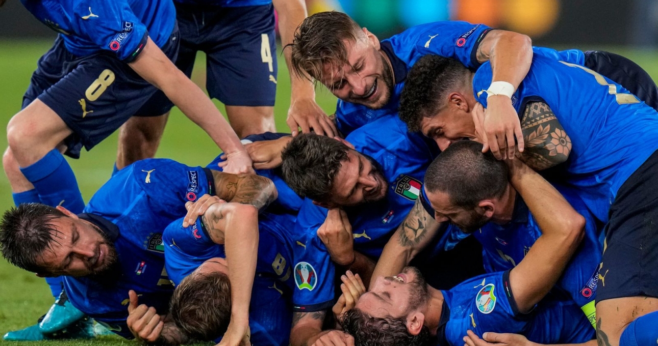 Sẽ là một cơn thịnh nộ của tuyển Italia tại vòng 1/8?