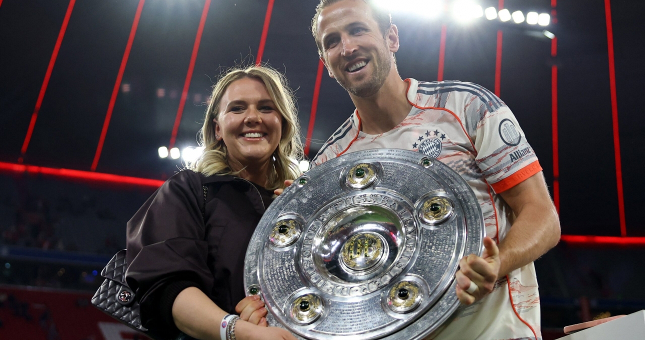 Harry Kane xúc động chia sẻ sau khi có danh hiệu đầu tiên