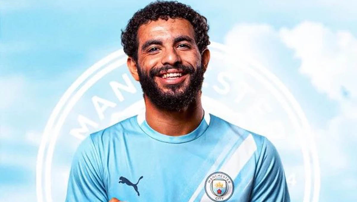Tân binh Man City khéo léo lấy lòng Pep Guardiola