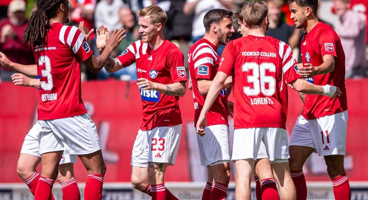 Nhận định St Pauli vs Silkeborg: Chạy đà tiền mùa giải
