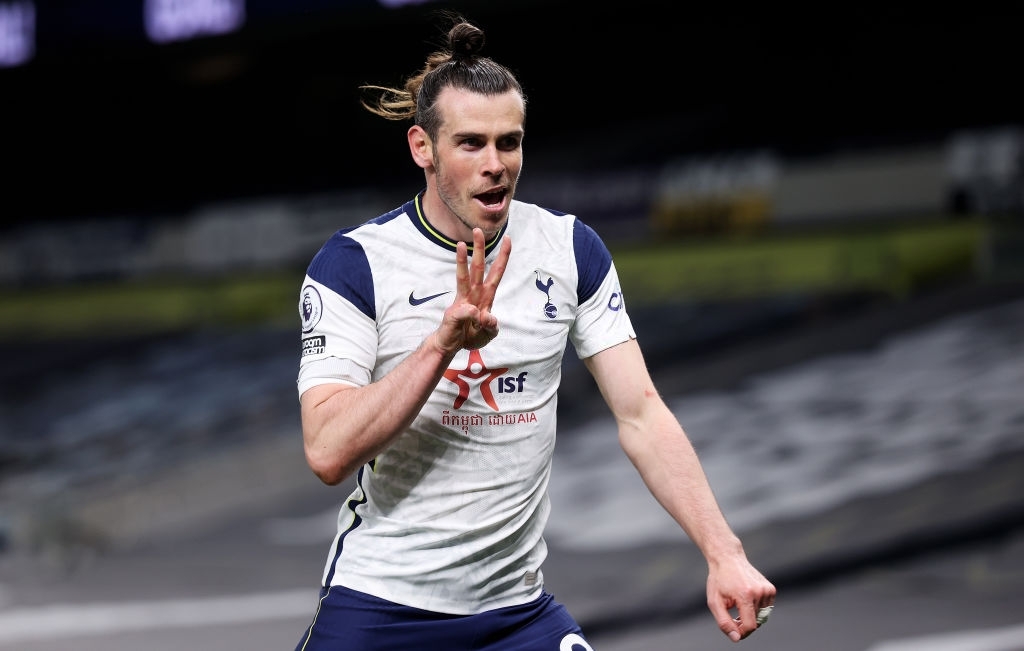 Bale lâp hat-trick, Tottenham tiến vào top 5