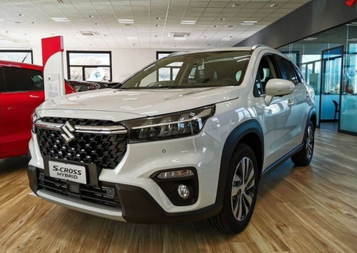 Suzuki cho ra mắt mẫu SUV giá rẻ, đối đầu Toyota Corolla Cross, giá quy đổi chỉ từ 308 triệu đồng