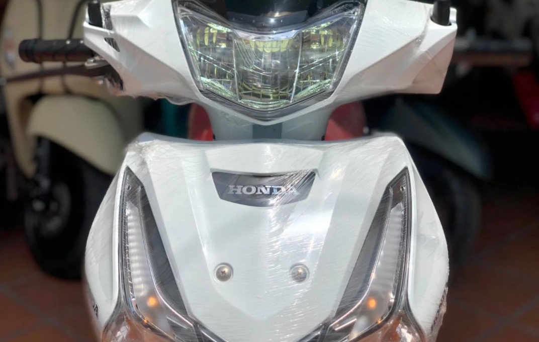 Ngoài Vision, Honda còn mẫu xe máy số có giá lăn bánh tăng đến 100 triệu đồng