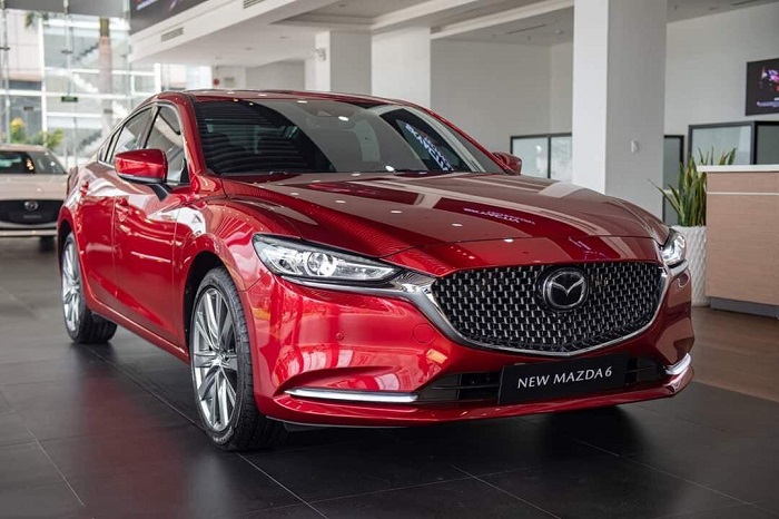 Giá xe Mazda 6 giảm tới 85 triệu đồng, đấu VinFast Lux A2.0