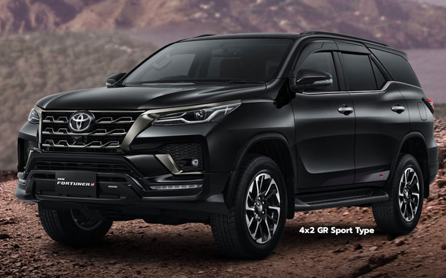 Toyota Fortuner GR Sport 2022 cực ngầu ra mắt, giá từ 867 triệu đồng