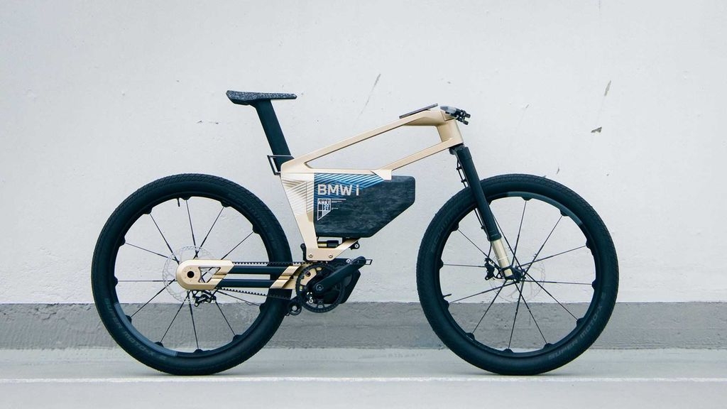 BMW ra mắt mẫu xe đạp điện có yên chỉnh điện, mở khóa bằng gương mặt