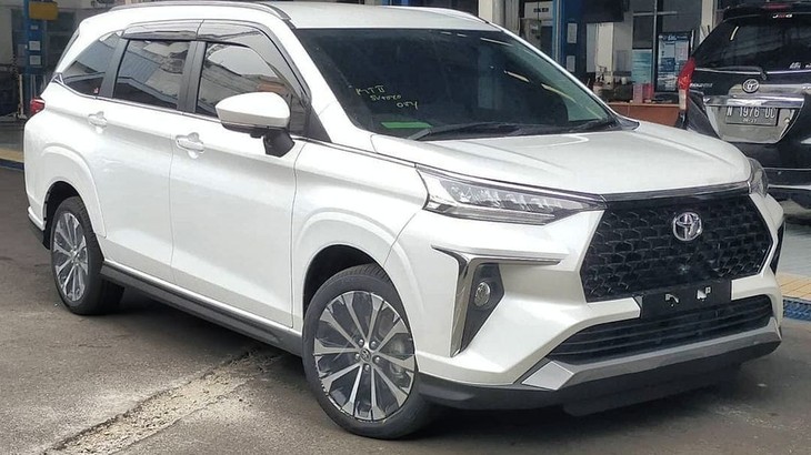 Lộ ảnh Toyota Veloz Cross 2022 sắp ra mắt tại Việt Nam, trang bị ấn tượng