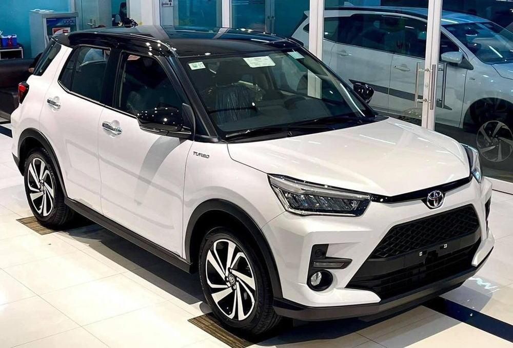 Xôn xao bảng giá xe Toyota mới tại Việt Nam: giá Raize, Vios... tăng mạnh