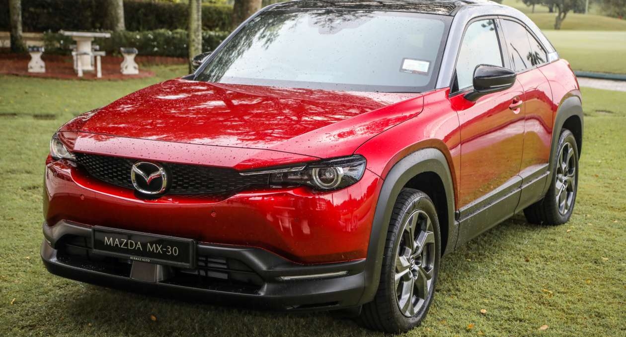 Mazda ra mắt mẫu SUV điện đầu tiên, phạm vi di chuyển thua VinFast VF e34