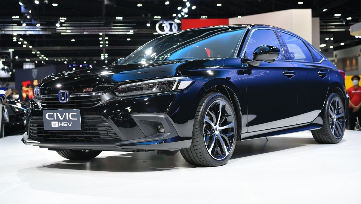 Honda Civic e: HEV chốt lịch ra mắt vào ngày mai (15/6), đe nẹt Mazda 3, Kia K3
