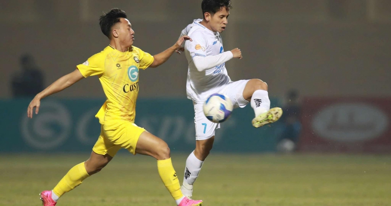 Trực tiếp Thanh Hóa 0-0 Nam Định: Thế trận cân bằng