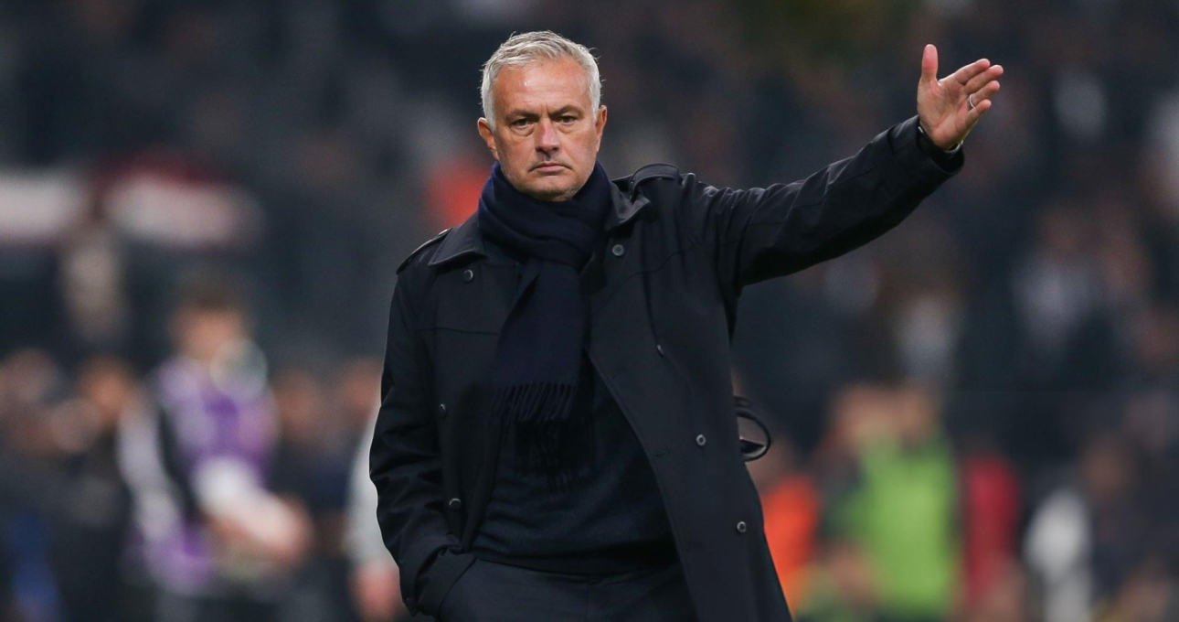 Mourinho nổi giận, sẵn sàng hành động khi bị kiện