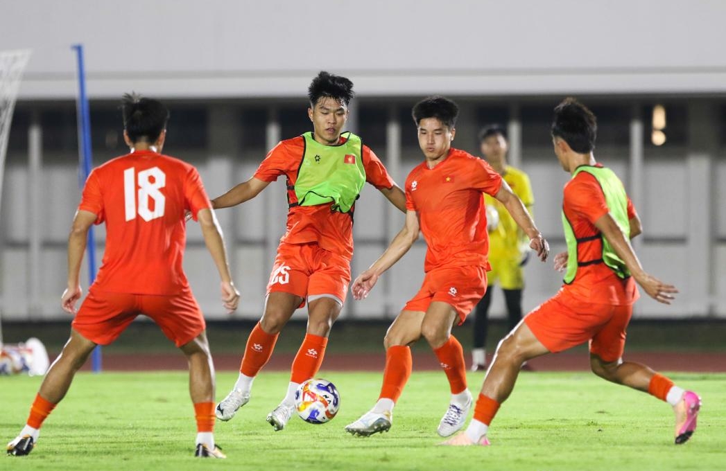 U23 Việt Nam gặp thuận lợi nhờ Lào và Campuchia