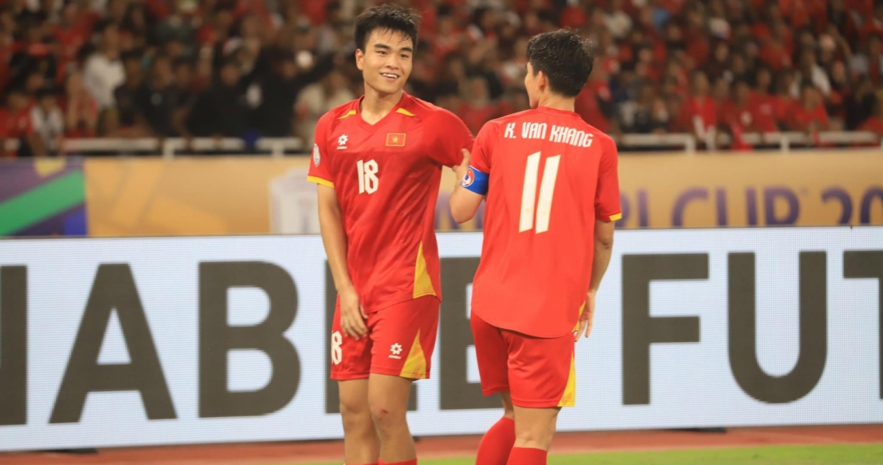 TRỰC TIẾP U23 Việt Nam 1-0 U23 Indonesia: Công Phương tỏa sáng