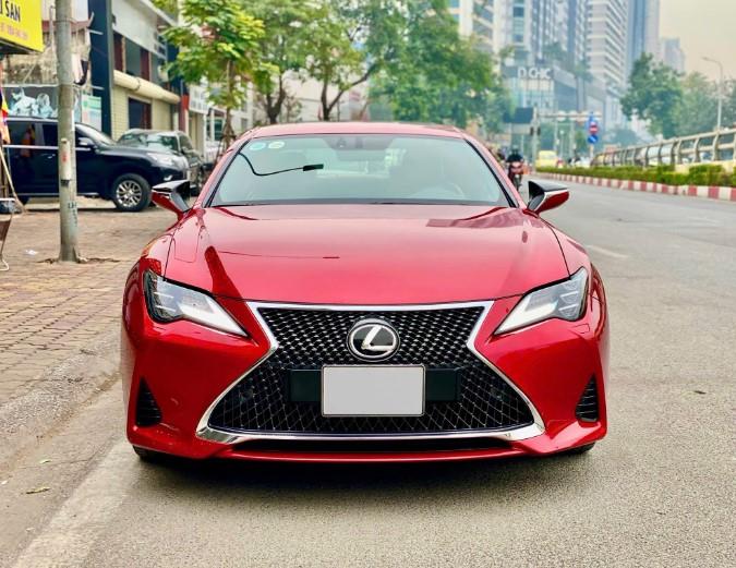 Lexus RC 300 2019 chạy chưa đầy 1 vạn kilomet khấu hao 'nửa giá' so với mua mới