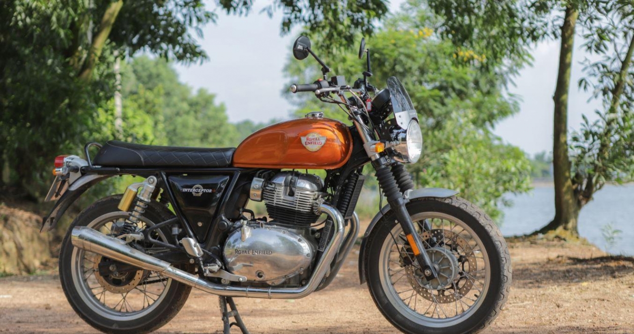 Bảng giá xe máy Royal Enfield mới nhất tháng 07/2025: Có gì ở thương hiệu mô tô cổ điển đình đám?