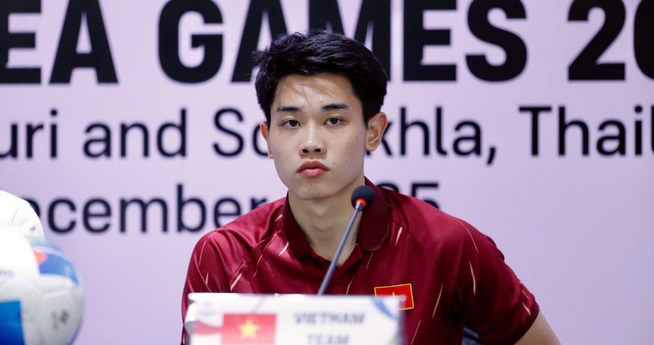 Ngôi sao số 1 U22 Việt Nam nói gì khi 1 tay đè bẹp Malaysia