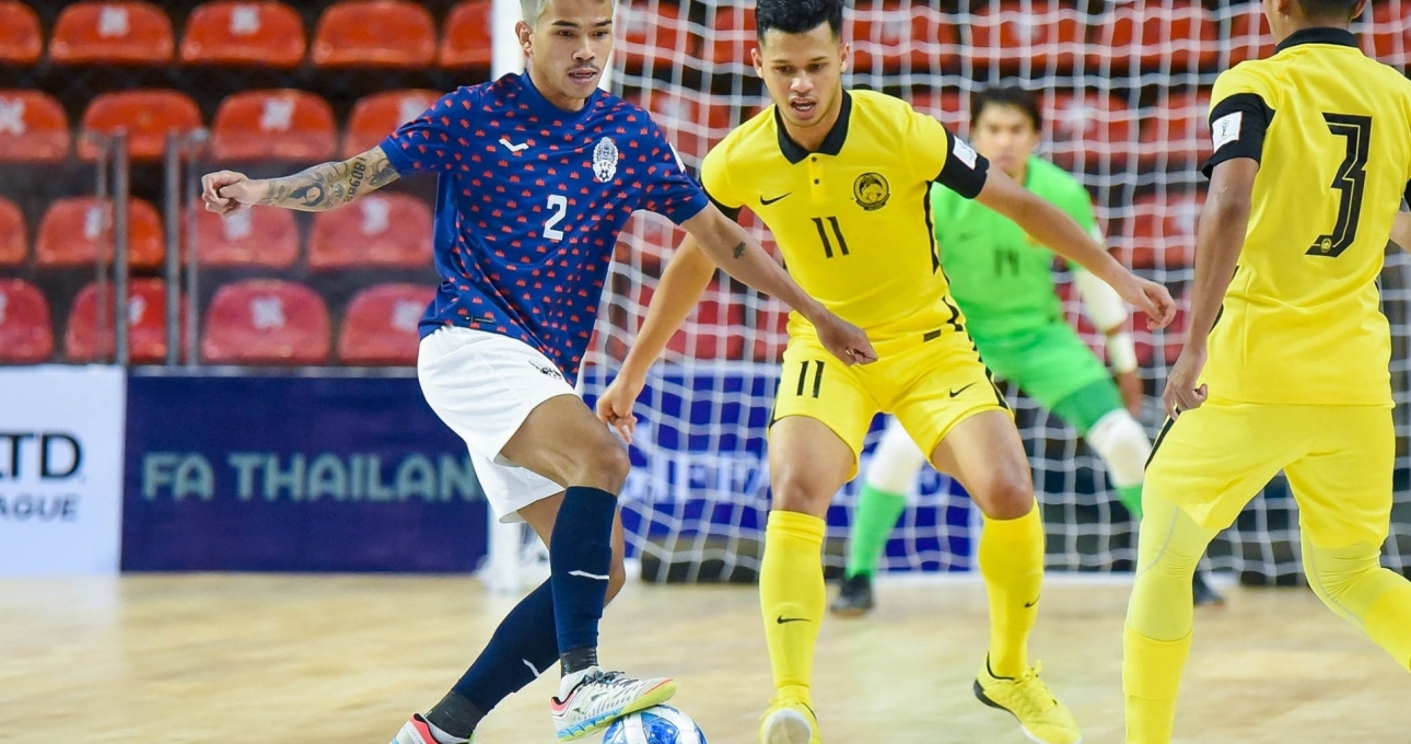 ĐT futsal Malaysia thắng sát nút Campuchia trong trận cầu có 13 bàn thắng