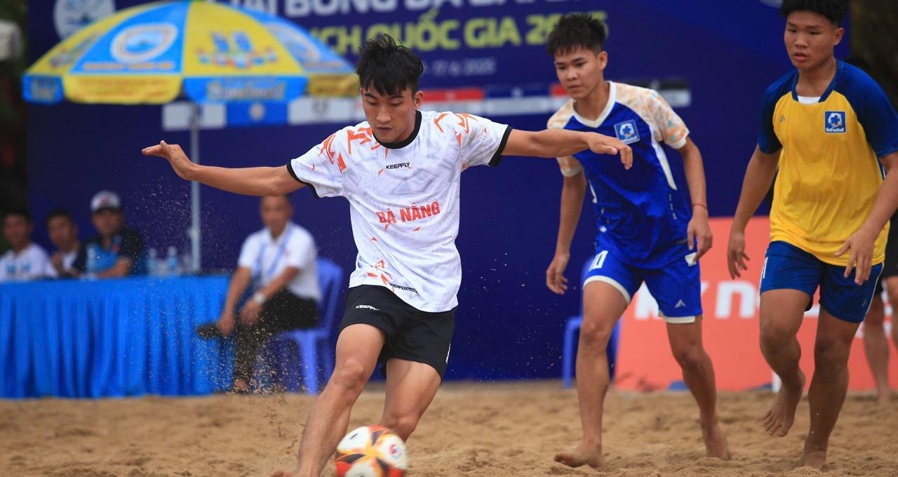 Đà Nẵng thắng cực đậm 10-4 ở giải VĐQG.