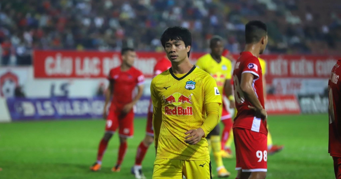 Bảng xếp hạng V-League 2021 vòng 7: HAGL dẫn đầu, bất ngờ Nam Định