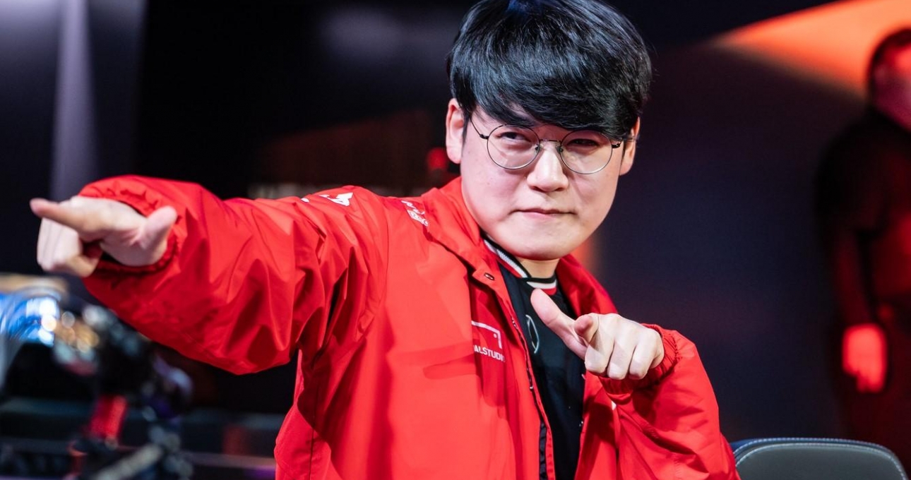 Fan bỏ ra hàng trăm triệu để 'đối chất' với lãnh đạo T1 vụ Gumayusi - Smash