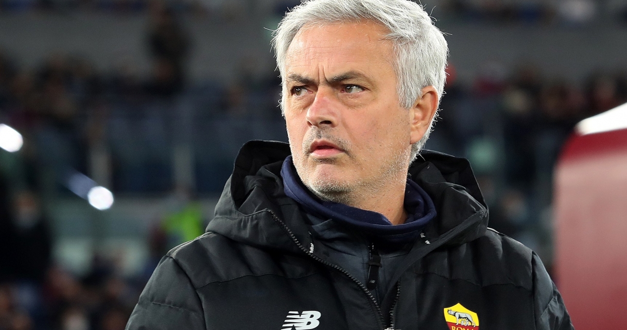 Mourinho sắp đón 'cạ cứng', quyết tâm xưng vương tại Europa League