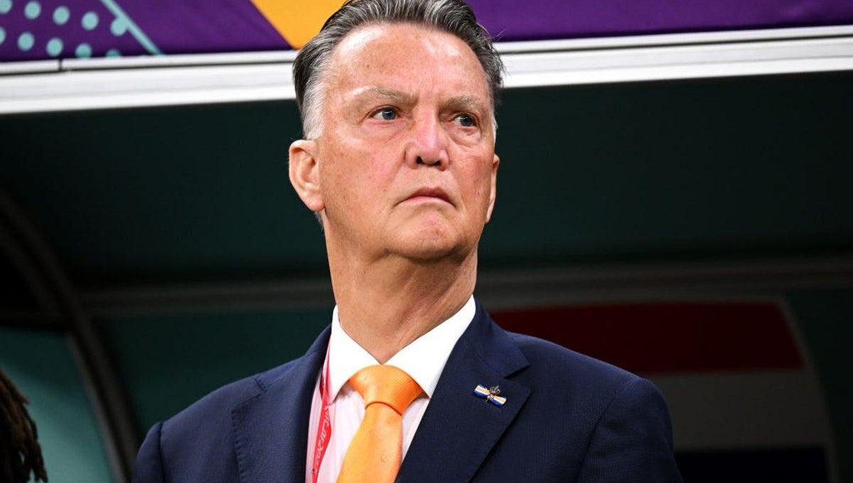 HLV Louis Van Gaal chiến thắng bệnh ung thư ở tuổi 73