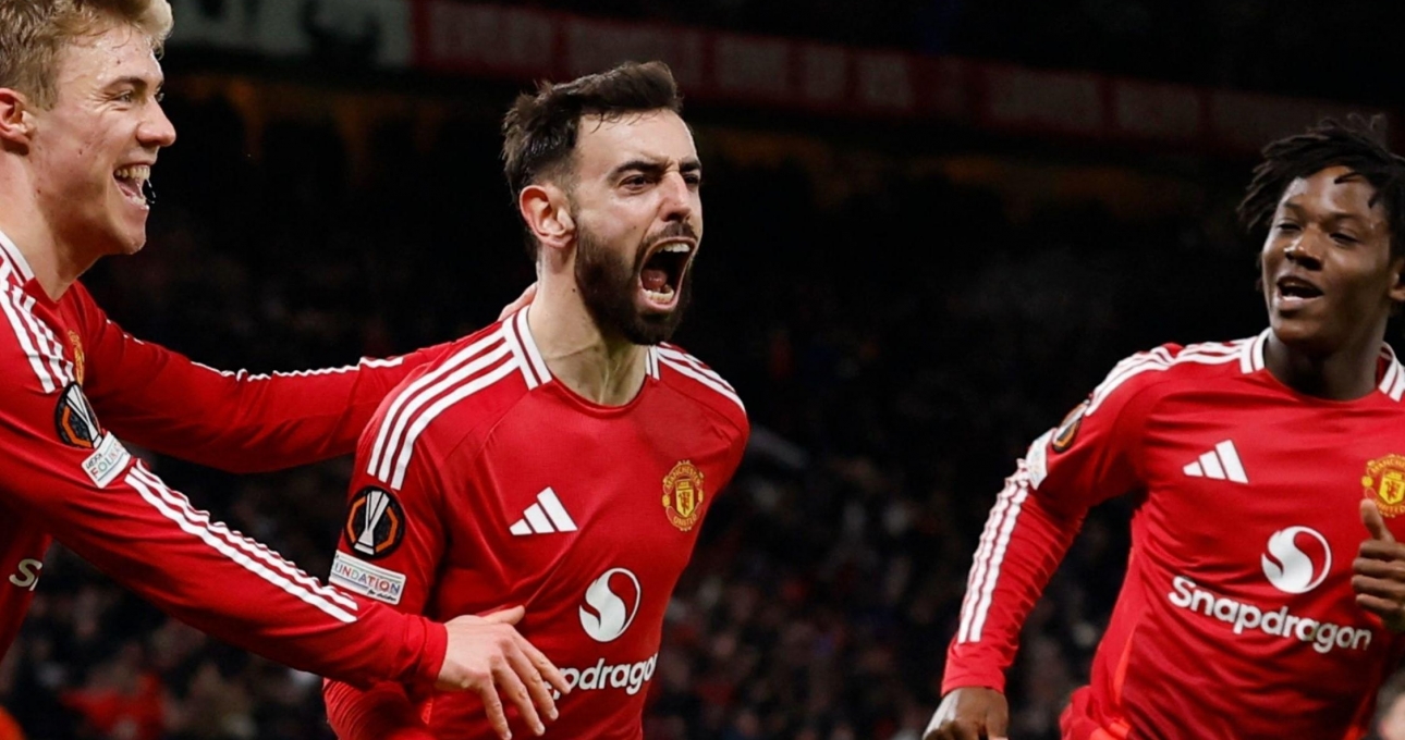 Huyền thoại MU xúi giục tiền vệ ngôi sao đội nhà gia nhập Chelsea