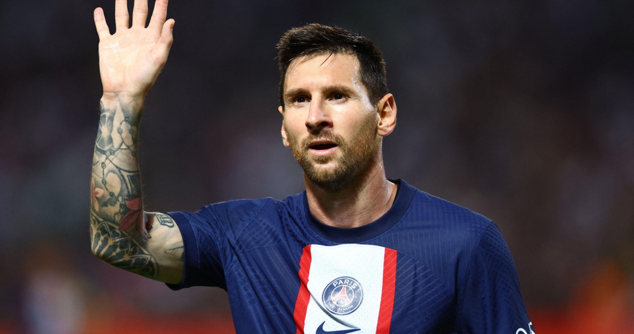 Không chỉ đá bóng hay, Messi còn có hành động khiến triệu fan 'đổ gục'